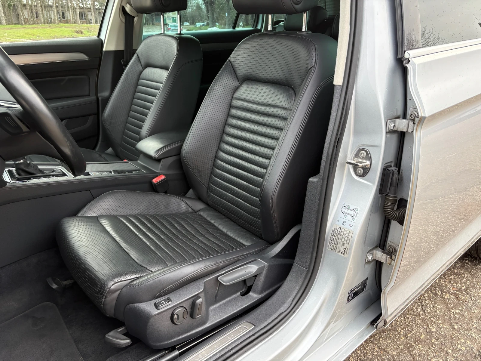 VW Passat 2.0TDI 190�.� Highline Full LED Distr ���� | Mobile.bg � ����������� 9