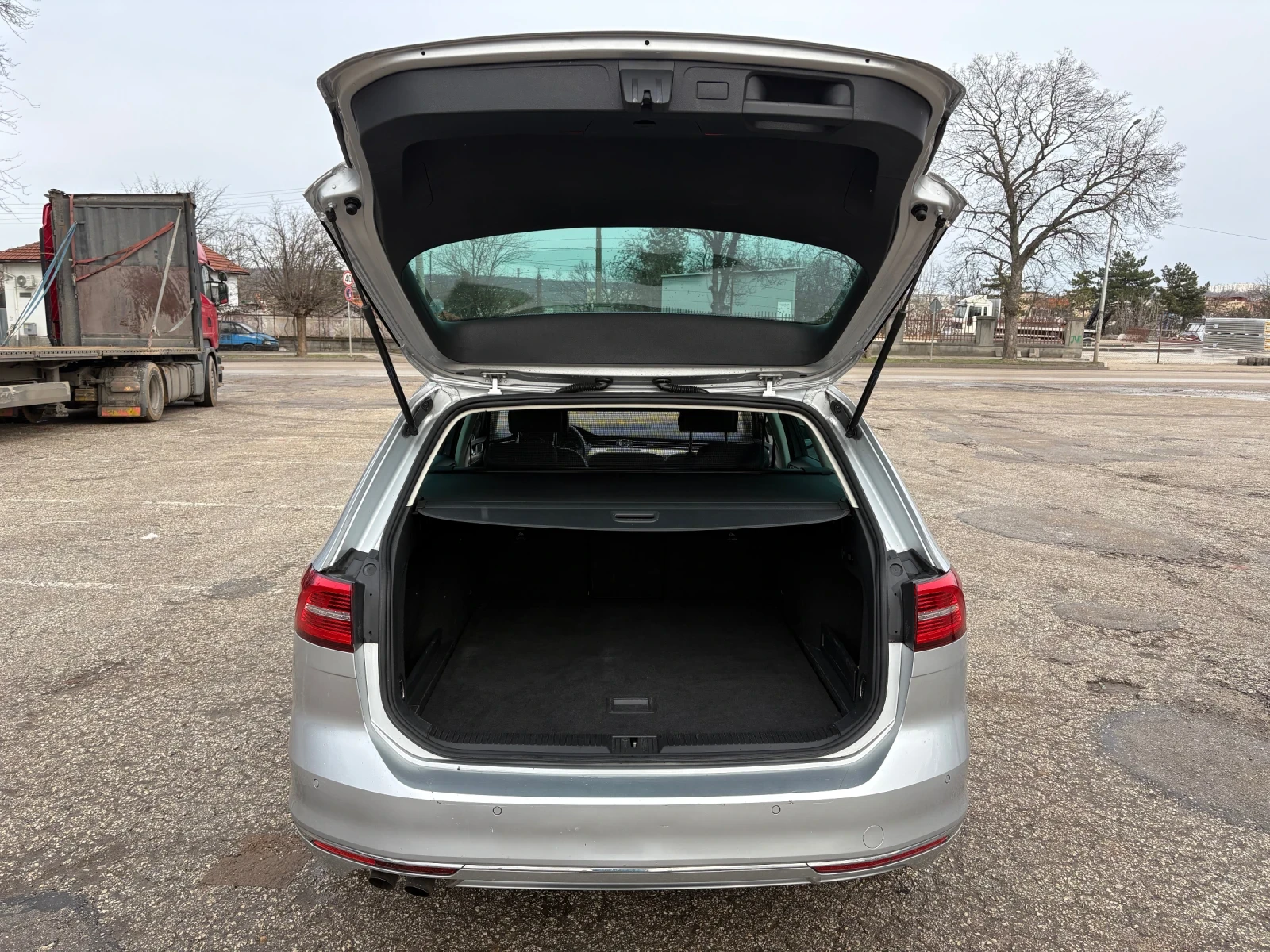 VW Passat 2.0TDI 190�.� Highline Full LED Distr ���� | Mobile.bg � ����������� 16