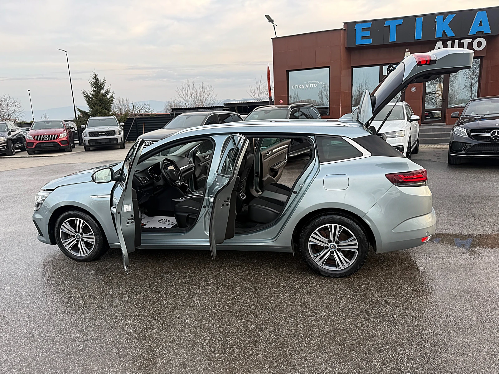 Renault Megane Led-Bixenon-Kamera-, снимка 13 - Автомобили и джипове - 53715305