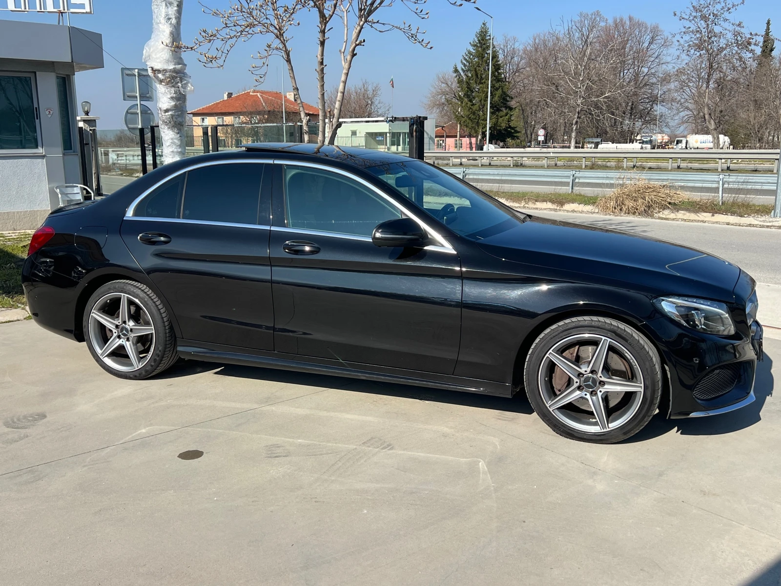 Mercedes-Benz C 250 d, 4-MATIC, AMG LINE, PANORAMA, FULL SERVICE MB-HO - изображение 4