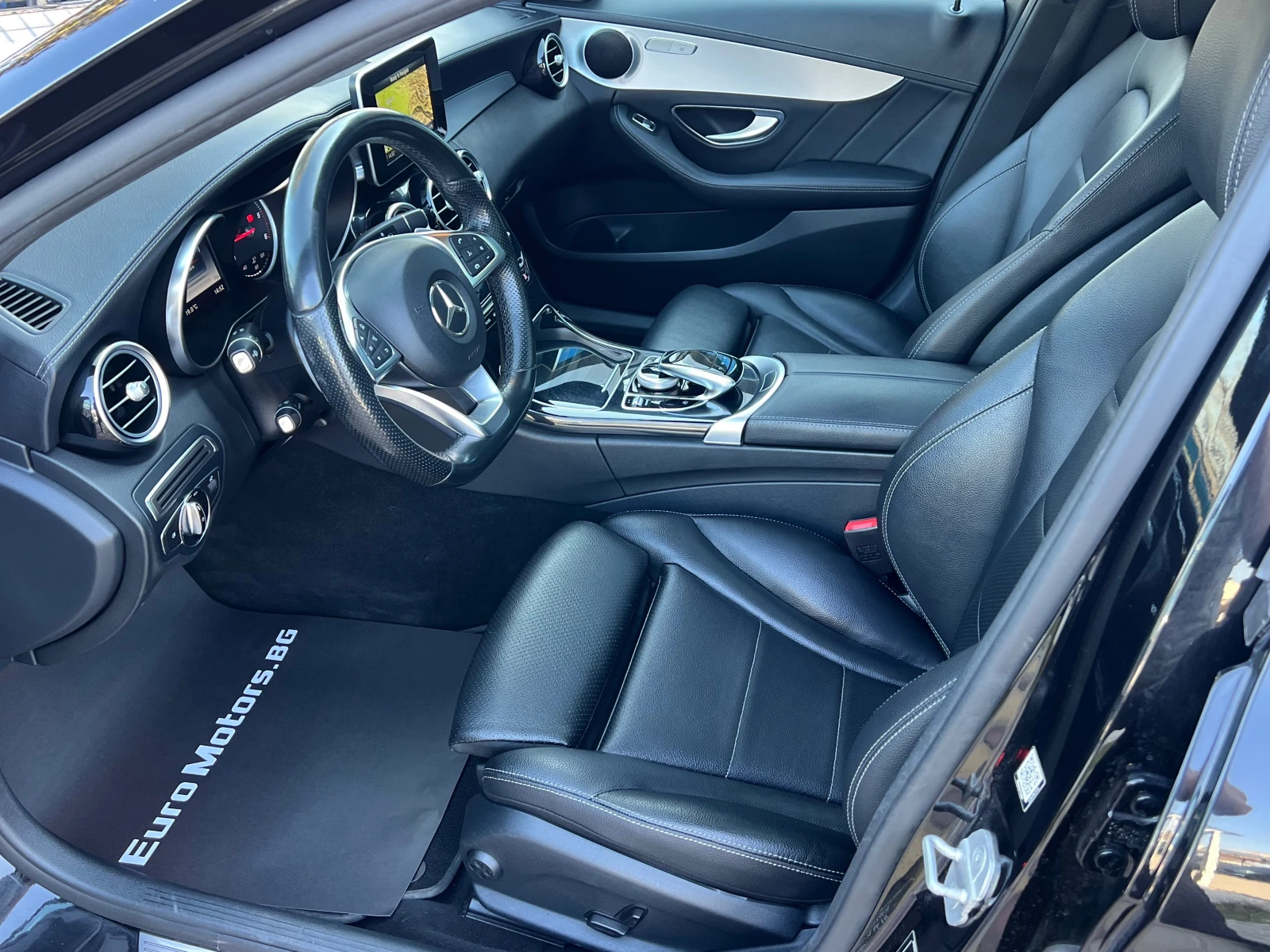 Mercedes-Benz C 250 d, 4-MATIC, AMG LINE, PANORAMA, FULL SERVICE MB-HO - изображение 8