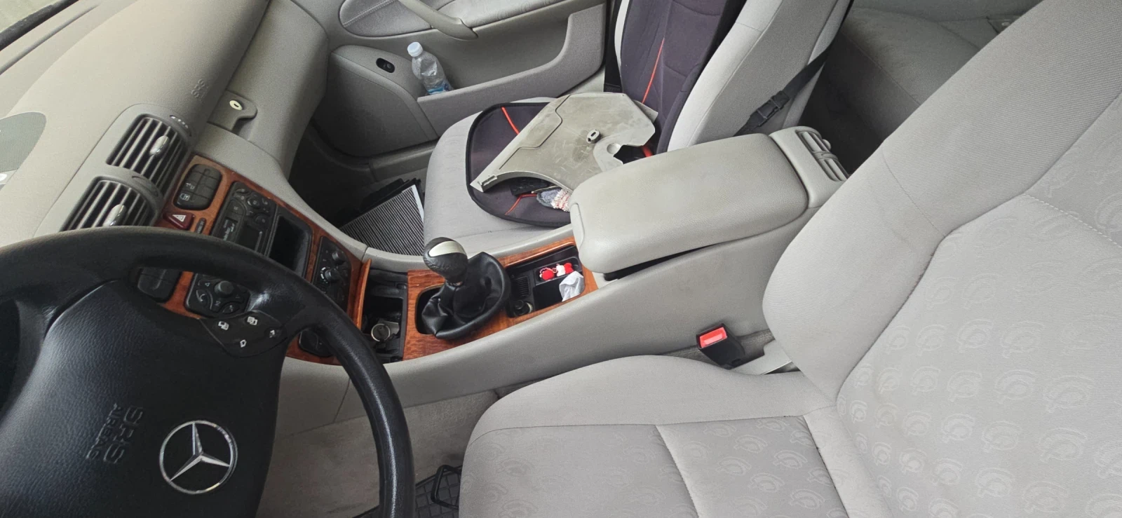 Mercedes-Benz C 180, снимка 7 - Автомобили и джипове - 54058174