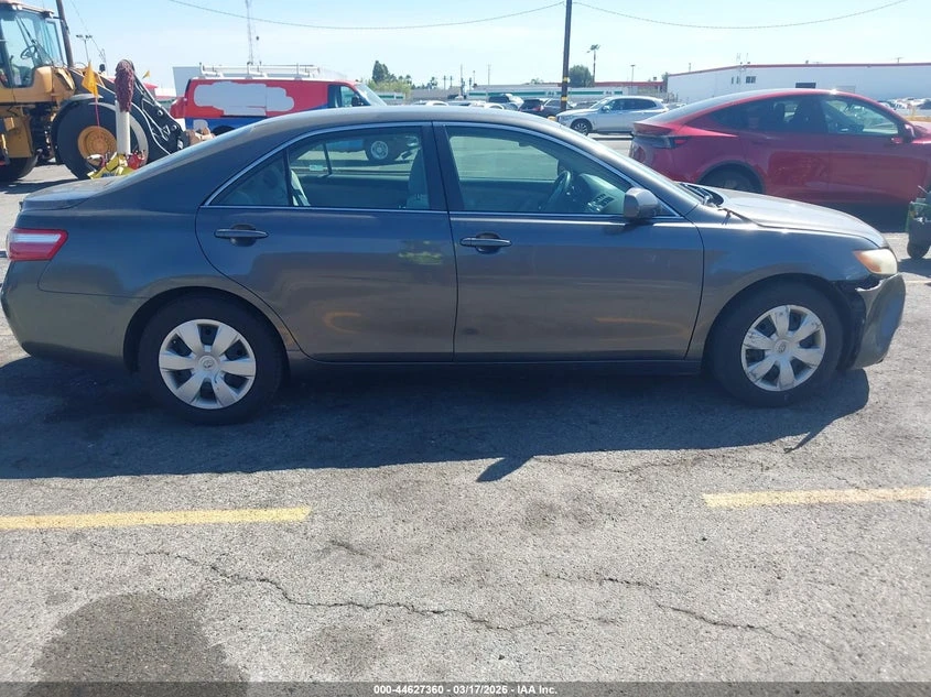 Toyota Camry 2.4L I-4 DOHC, VVT, 158HP Front Wheel Drive | Mobile.bg � ����������� 13