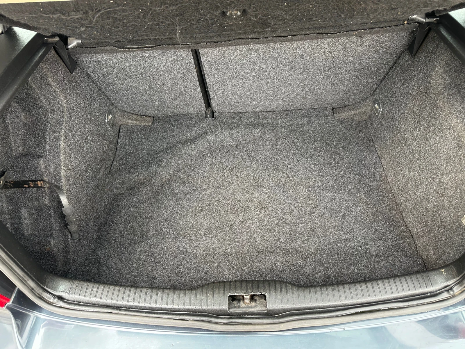 VW Golf 1.9TDI 101�.�. 2003� | Mobile.bg � ����������� 16