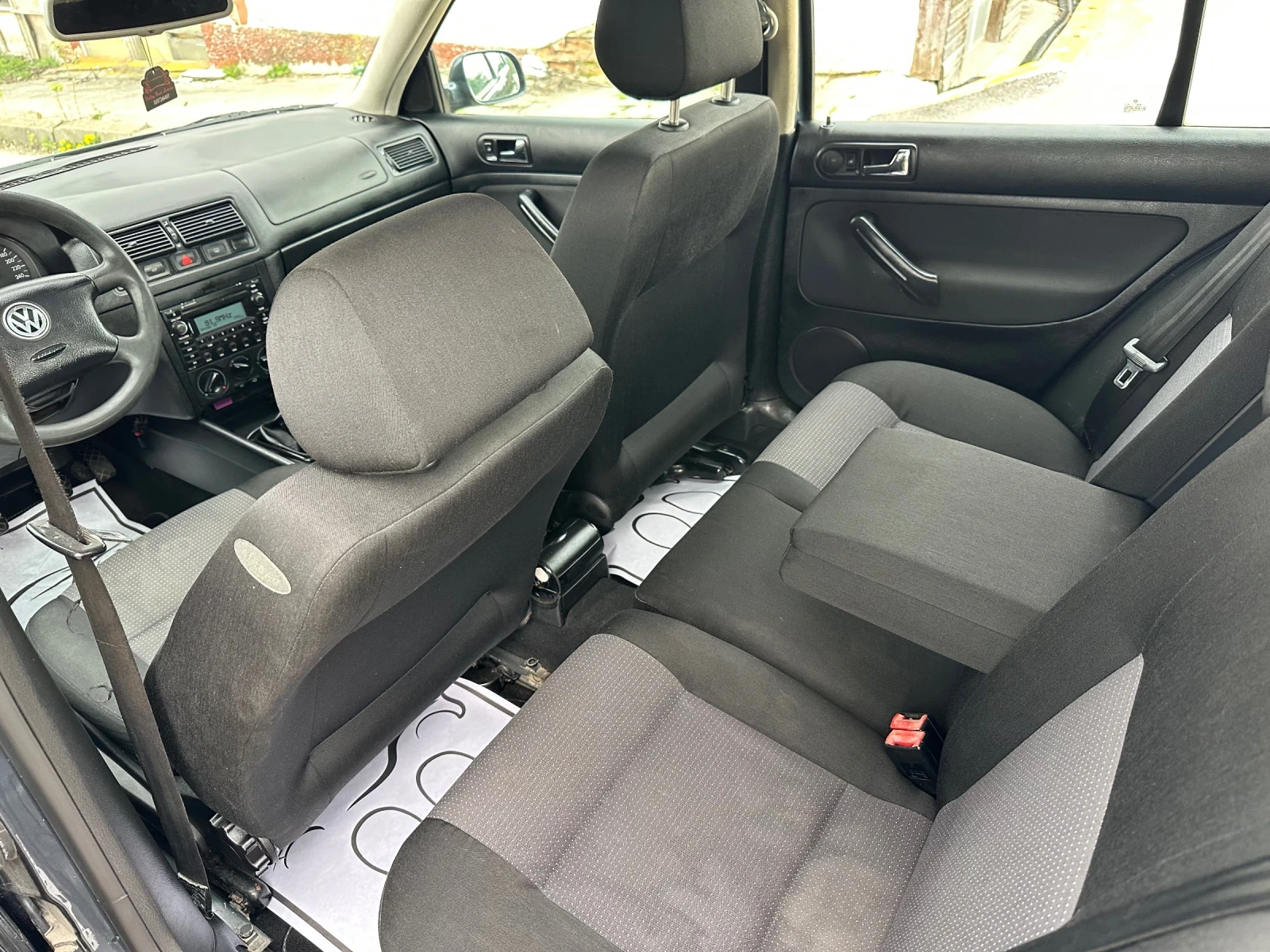 VW Golf 1.9TDI 101�.�. 2003� | Mobile.bg � ����������� 14