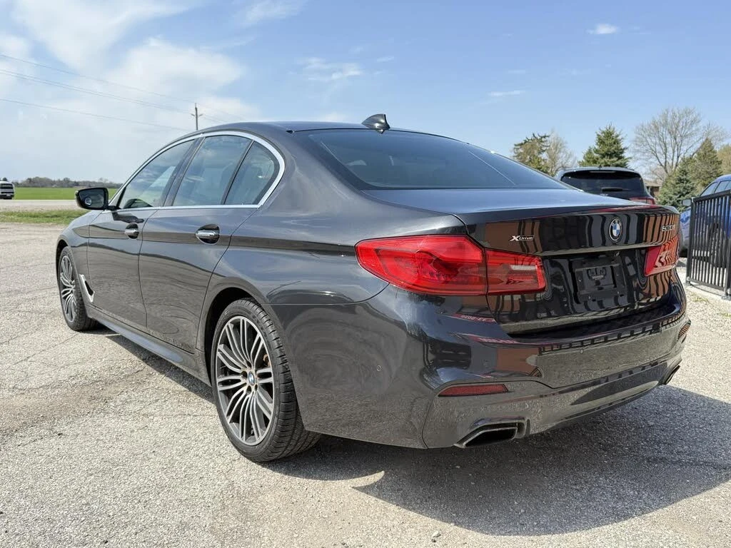 BMW 530 xDrive Sedan* ����������* (���� �� ��)  | Mobile.bg � ����������� 3