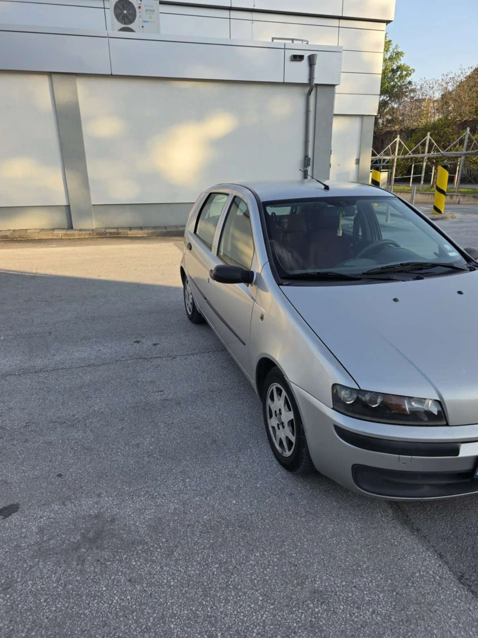 Fiat Punto 1.2i Klima/Gaz , снимка 12 - Автомобили и джипове - 54416008