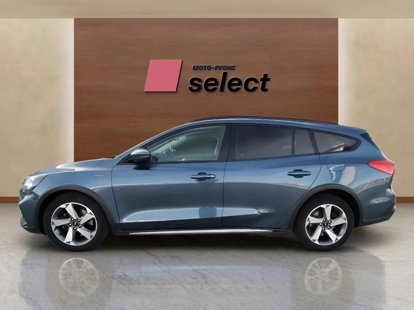 Ford Focus 1.0 EcoBoost, снимка 8 - Автомобили и джипове - 54756038