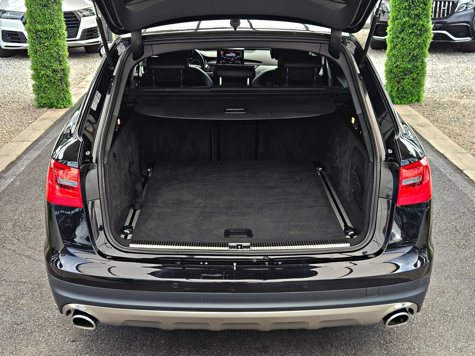 Audi A6 Allroad S-LINE/FULL LED/CAMERA/PANO/ПОДГРЕВ/ПАМЕТ/ПЕЧКА/LI, снимка 8 - Автомобили и джипове - 55021828