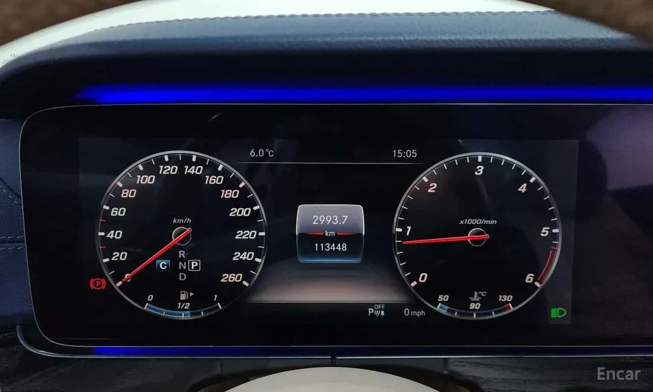 Mercedes-Benz E 220 * E220d Coupe * CARFAX * ЦЕНА ДО БГ, снимка 10 - Автомобили и джипове - 55531392
