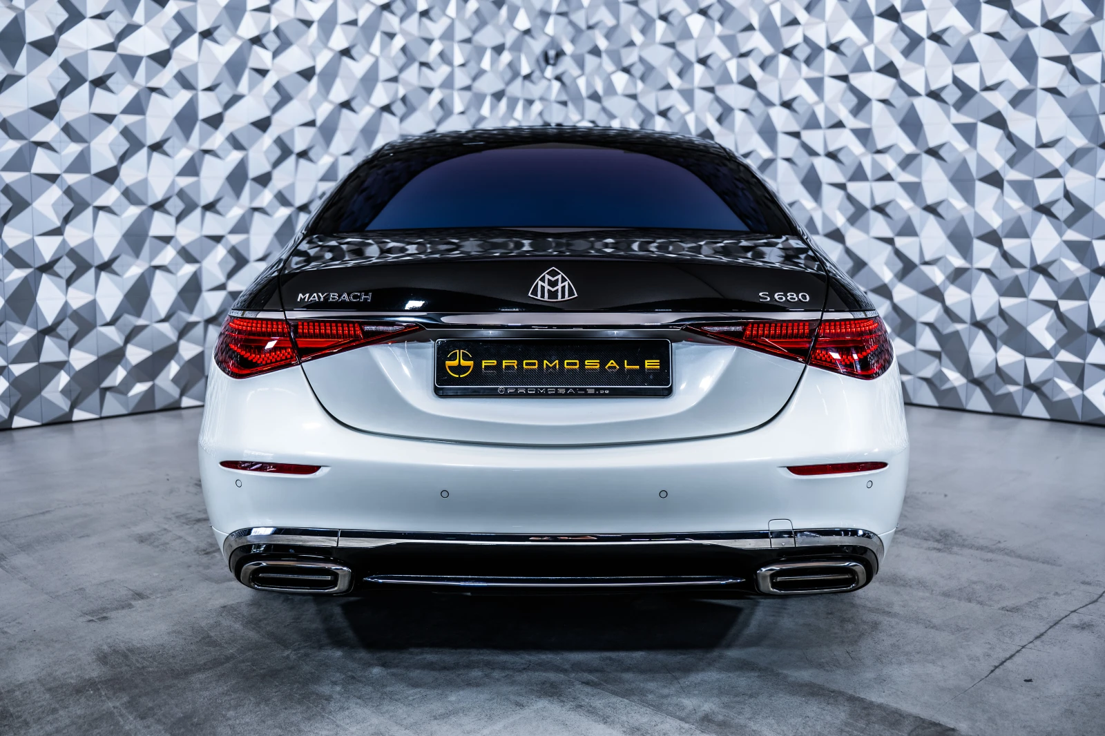 Mercedes-Benz S 680 Maybach 4М* FirstCl* TV* Маси* Burm4D* , снимка 5 - Автомобили и джипове - 55785190