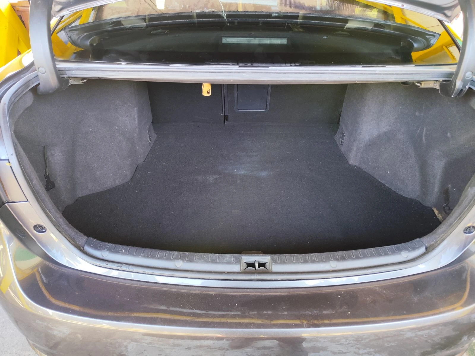 Toyota Avensis, снимка 7 - Автомобили и джипове - 56415698