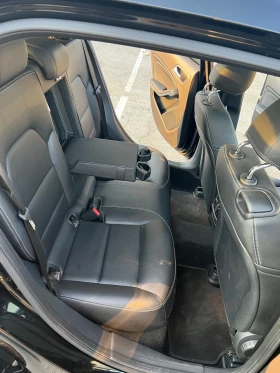 Mercedes-Benz GLA 250 TOP, снимка 16