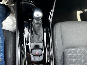 Toyota C-HR 2.0 Hybrid/Bi-Tone/CarPlay, снимка 16