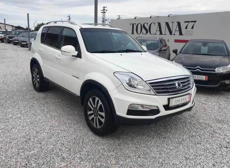 SsangYong Rexton 2.0 Xdi* 155k.c.* Кожа* 4х4* 7-местана* Euro 5B* , снимка 1 - Автомобили и джипове - 45844051