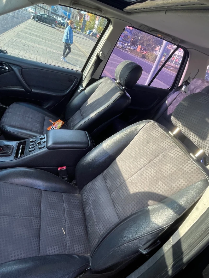 Mercedes-Benz ML 230 Перфектен нов внос, снимка 5 - Автомобили и джипове - 47566934