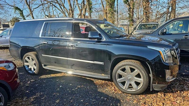 Cadillac Escalade ESV Luxury 1SB, снимка 4 - Автомобили и джипове - 48439939