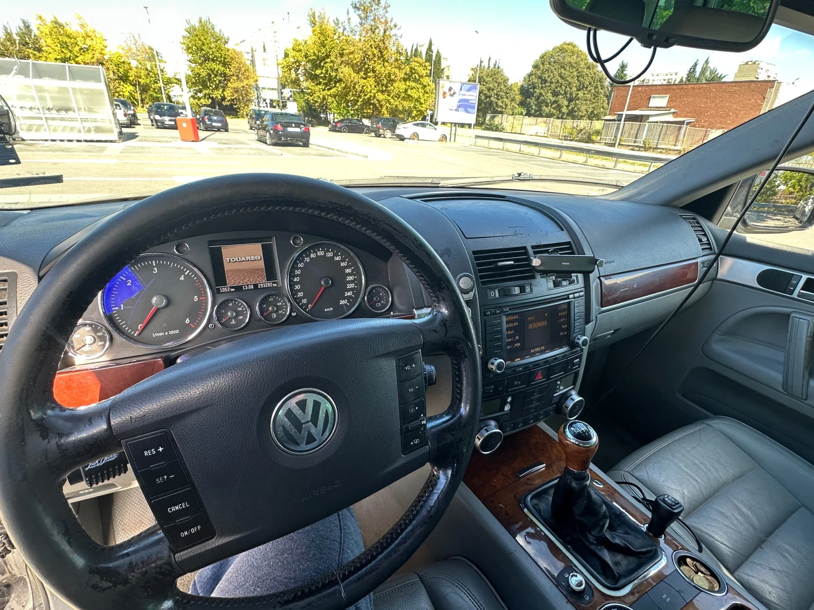 VW Touareg 2.5 R5 BLK - изображение 2