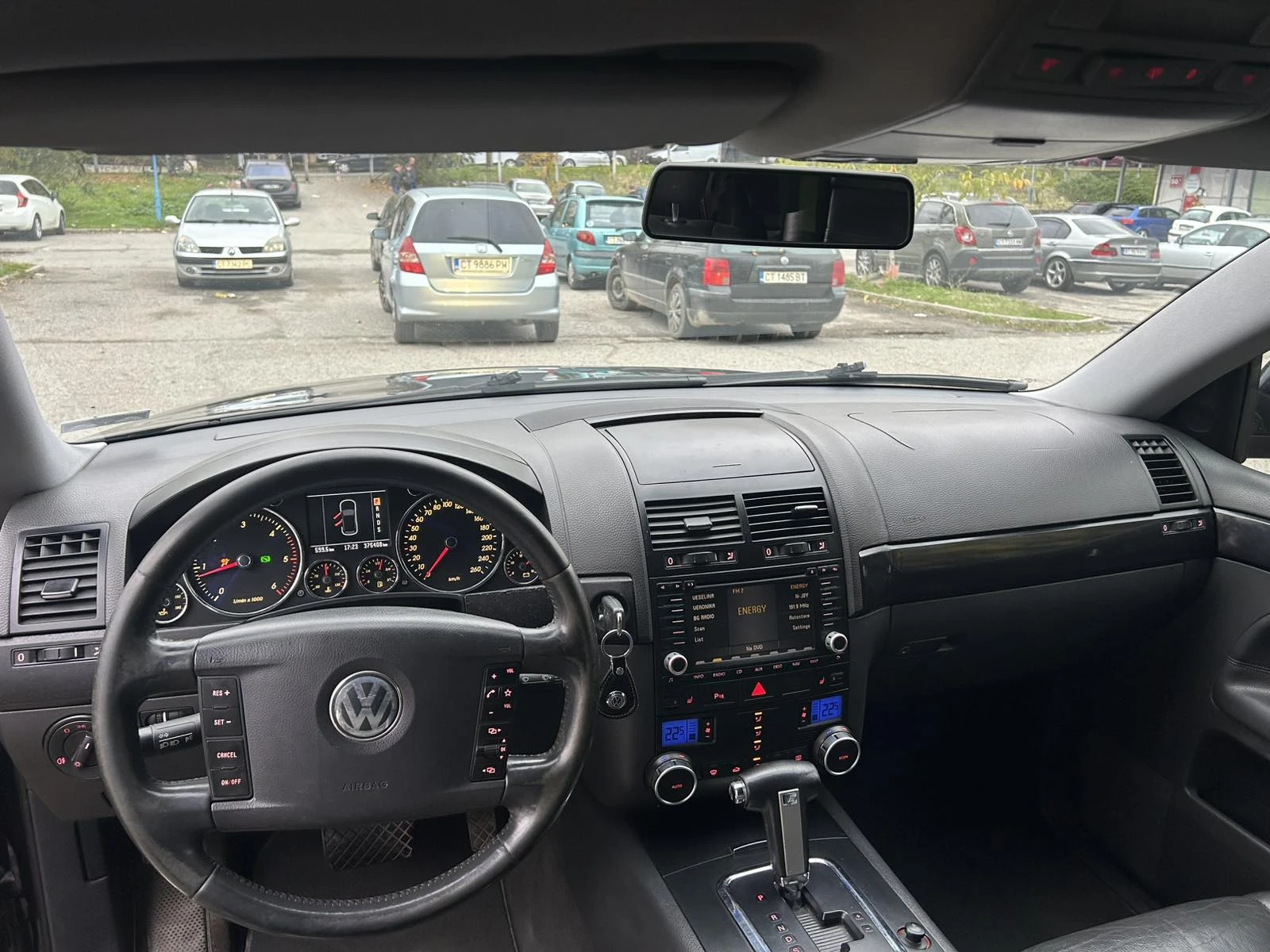 VW Touareg 3.0 TDI - изображение 2