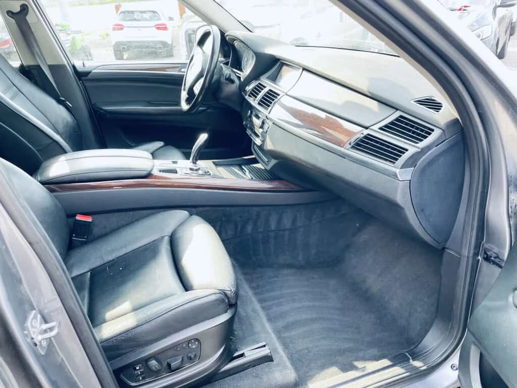 BMW X5 * All wheel Drive 4dr 35d * CARFAX * ЦЕНА ДО БГ, снимка 14 - Автомобили и джипове - 53727098