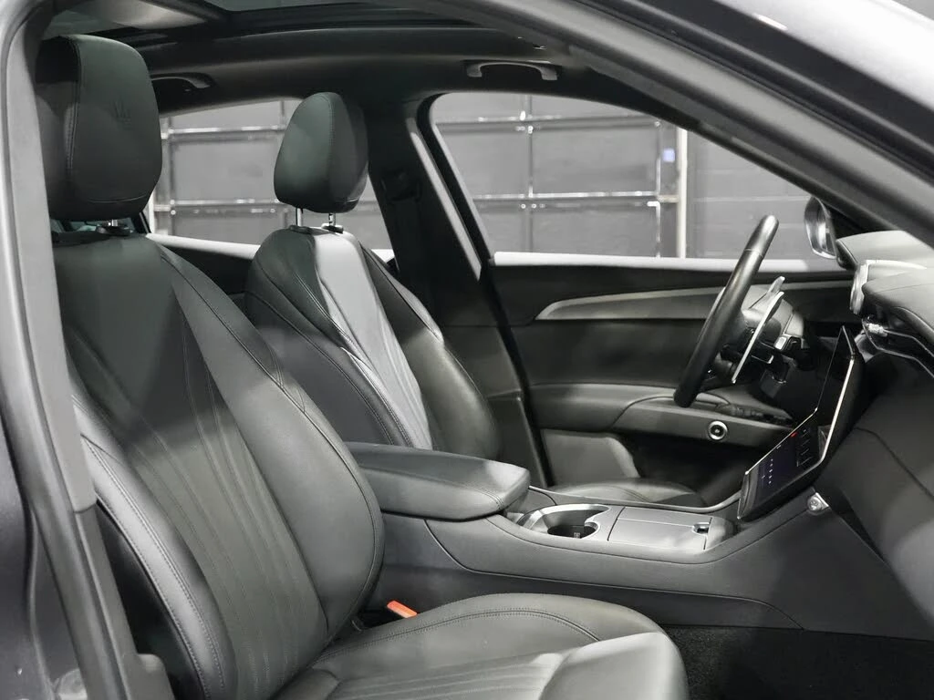 Maserati Grecale GT * HeadUp * AвтоКредит* (ЦЕНА ДО БГ), снимка 8 - Автомобили и джипове - 53831243