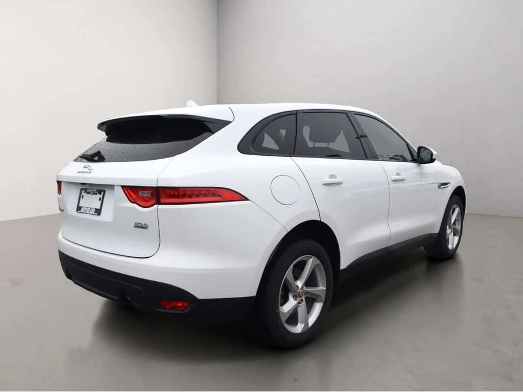 Jaguar F-PACE * Premium AWD Navigation Panoramic Sunroof * CARFA, снимка 5 - Автомобили и джипове - 53862550
