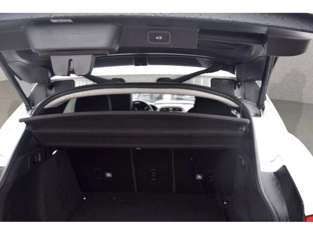 Jaguar F-PACE * Premium AWD Navigation Panoramic Sunroof * CARFA, снимка 15 - Автомобили и джипове - 53862550