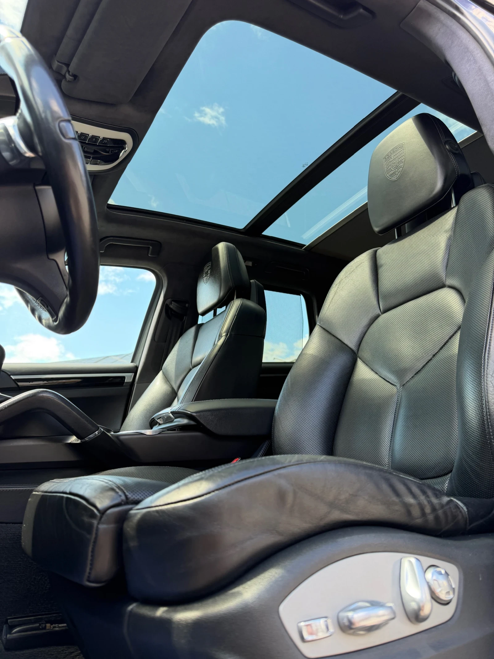 Porsche Cayenne Turbo Ceramic Обдухване 3хTV РЕАЛНИ КМ, снимка 13 - Автомобили и джипове - 54565350