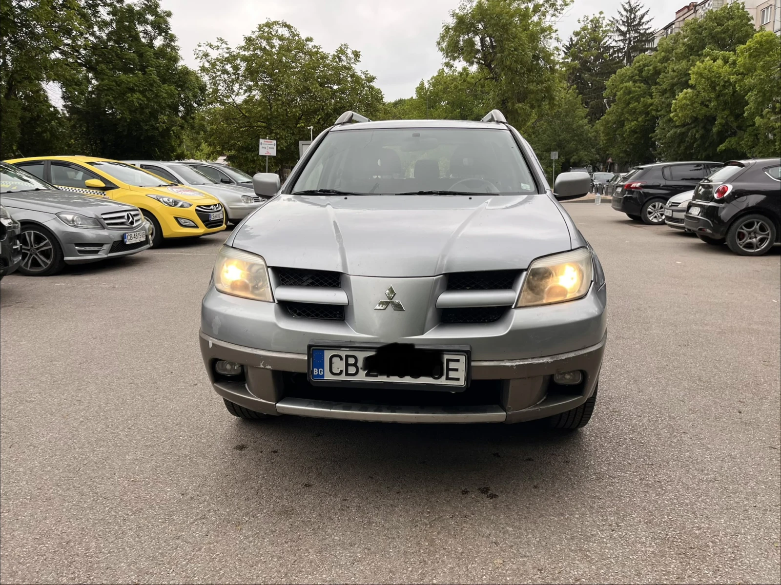 Mitsubishi Outlander