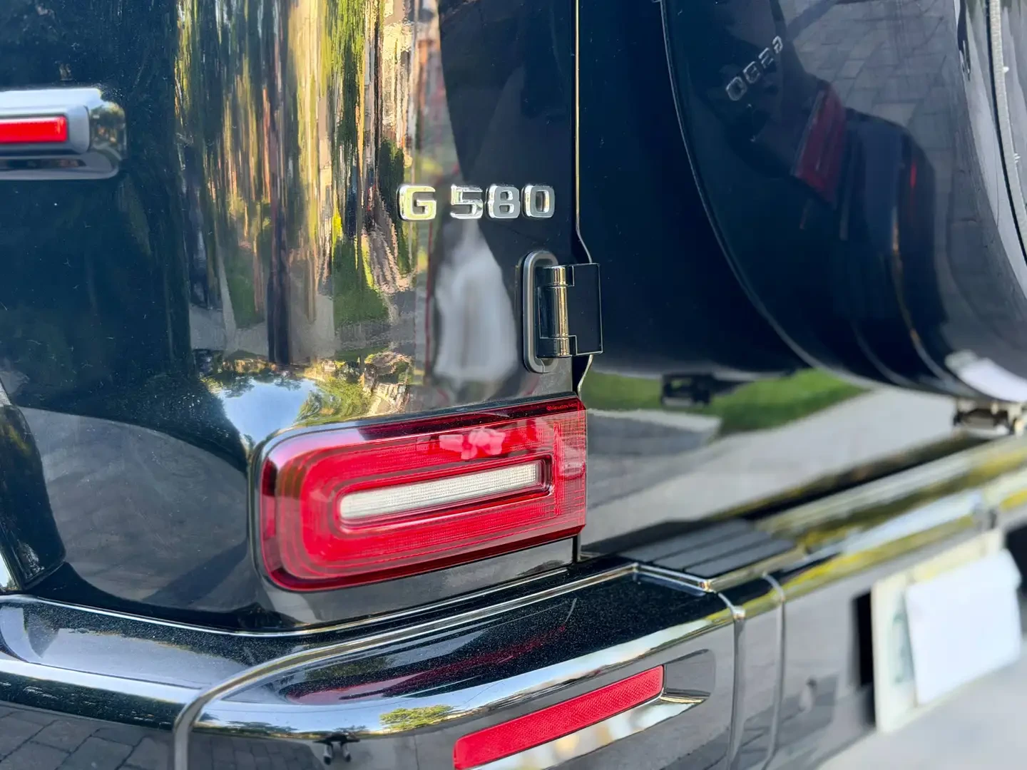 Mercedes-Benz G 580 G580Е, снимка 12 - Автомобили и джипове - 54882540