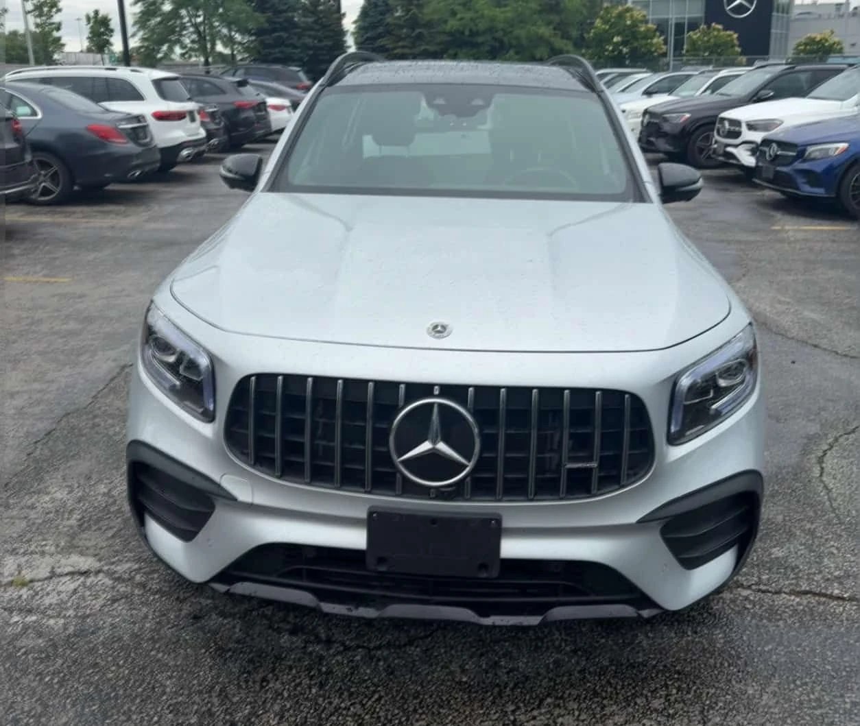 Mercedes-Benz GLB * AMG 35 * CARFAX * ЦЕНА ДО БГ, снимка 4 - Автомобили и джипове - 55040318