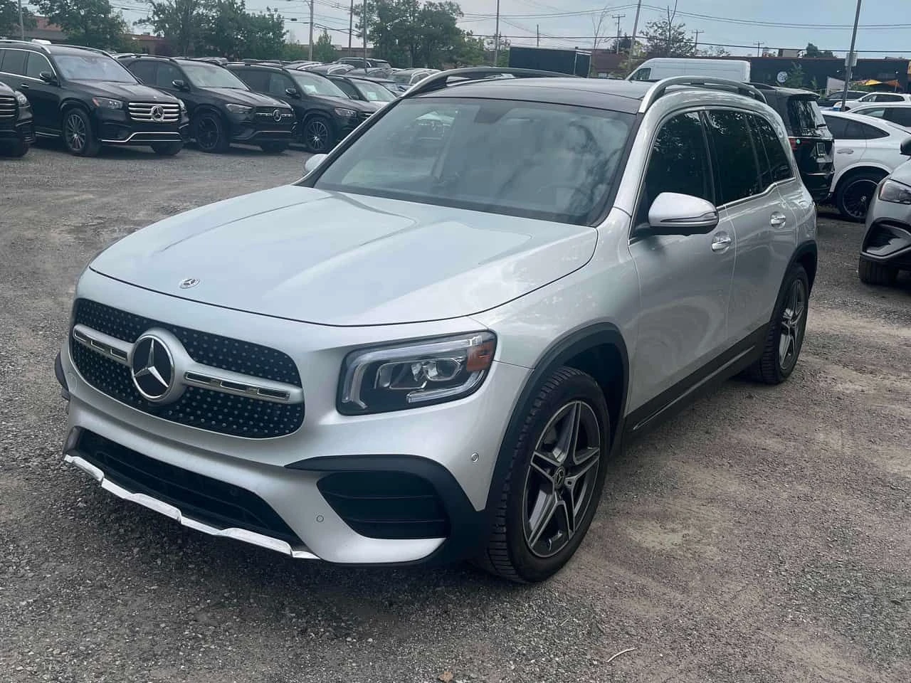 Mercedes-Benz GLB 250 4MATIC | CARFAX | АВТОКРЕДИТ БЕЗ ПЪРВОНАЧАЛНА