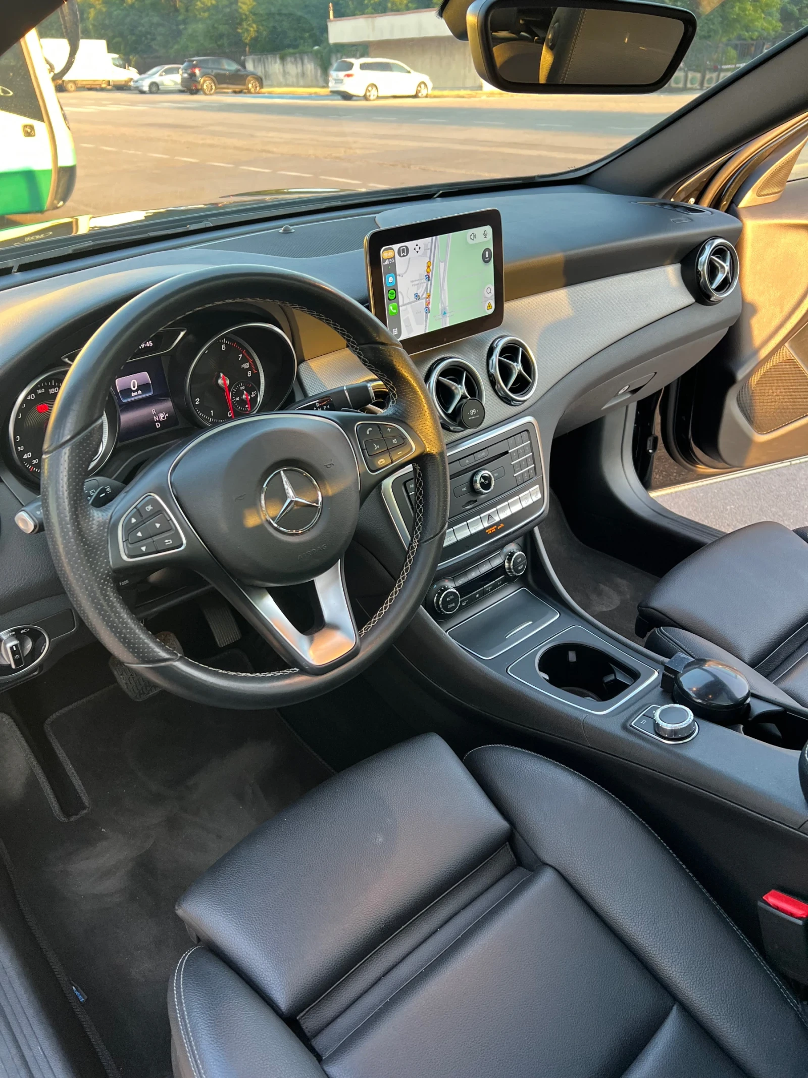 Mercedes-Benz GLA 250 TOP, снимка 13 - Автомобили и джипове - 56106666