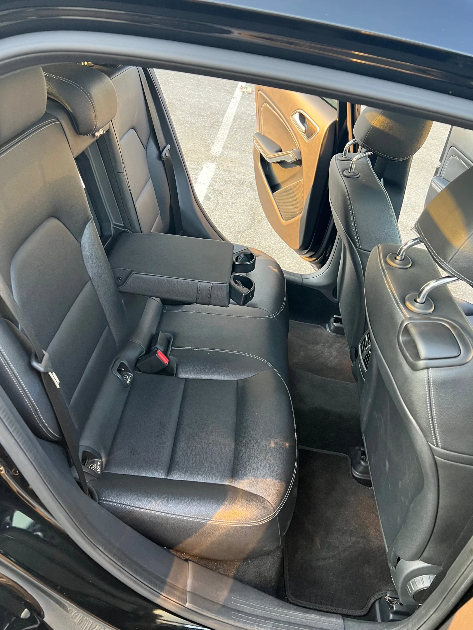Mercedes-Benz GLA 250 TOP, снимка 16 - Автомобили и джипове - 56106666