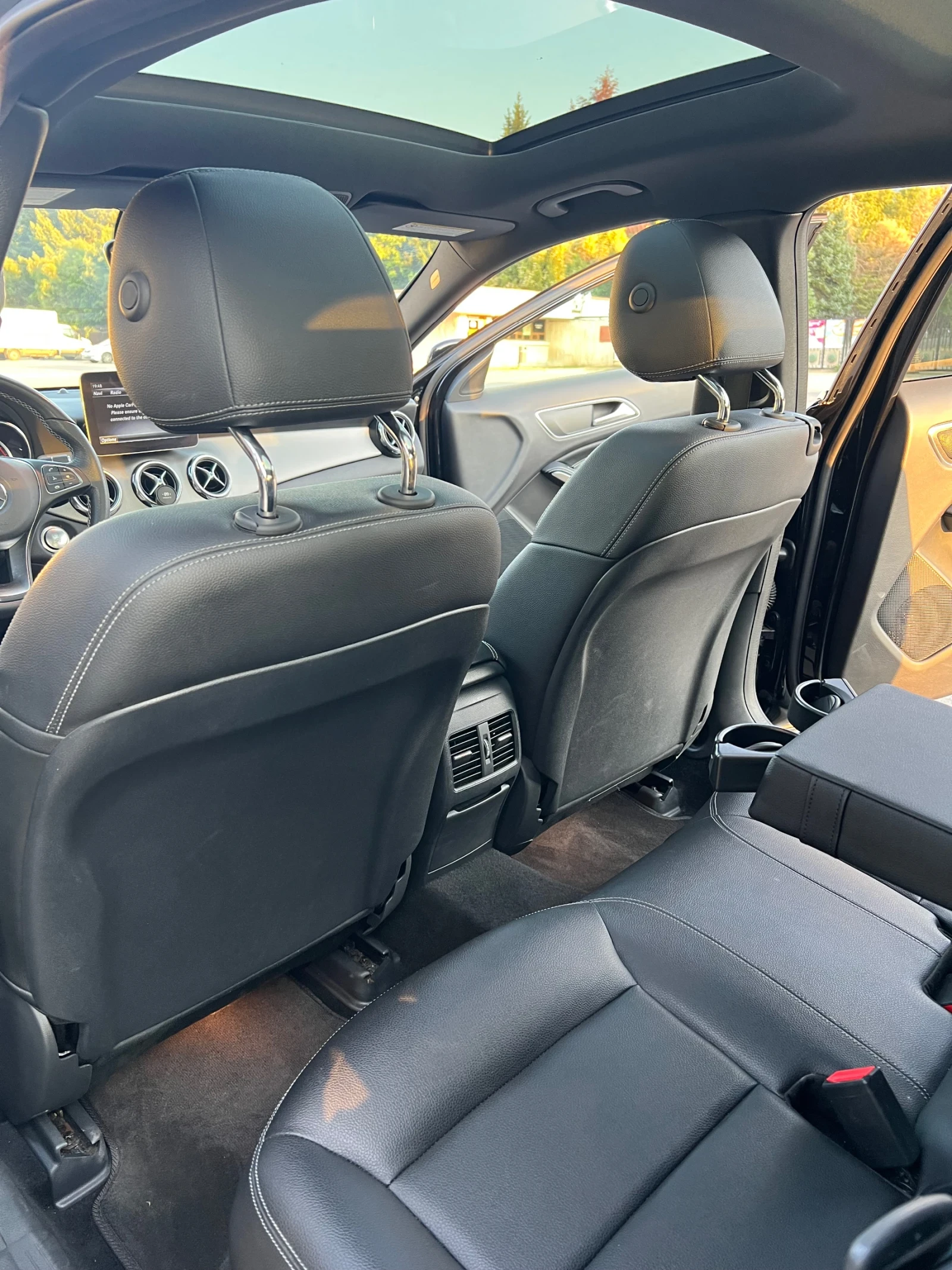 Mercedes-Benz GLA 250 TOP, снимка 17 - Автомобили и джипове - 56106666