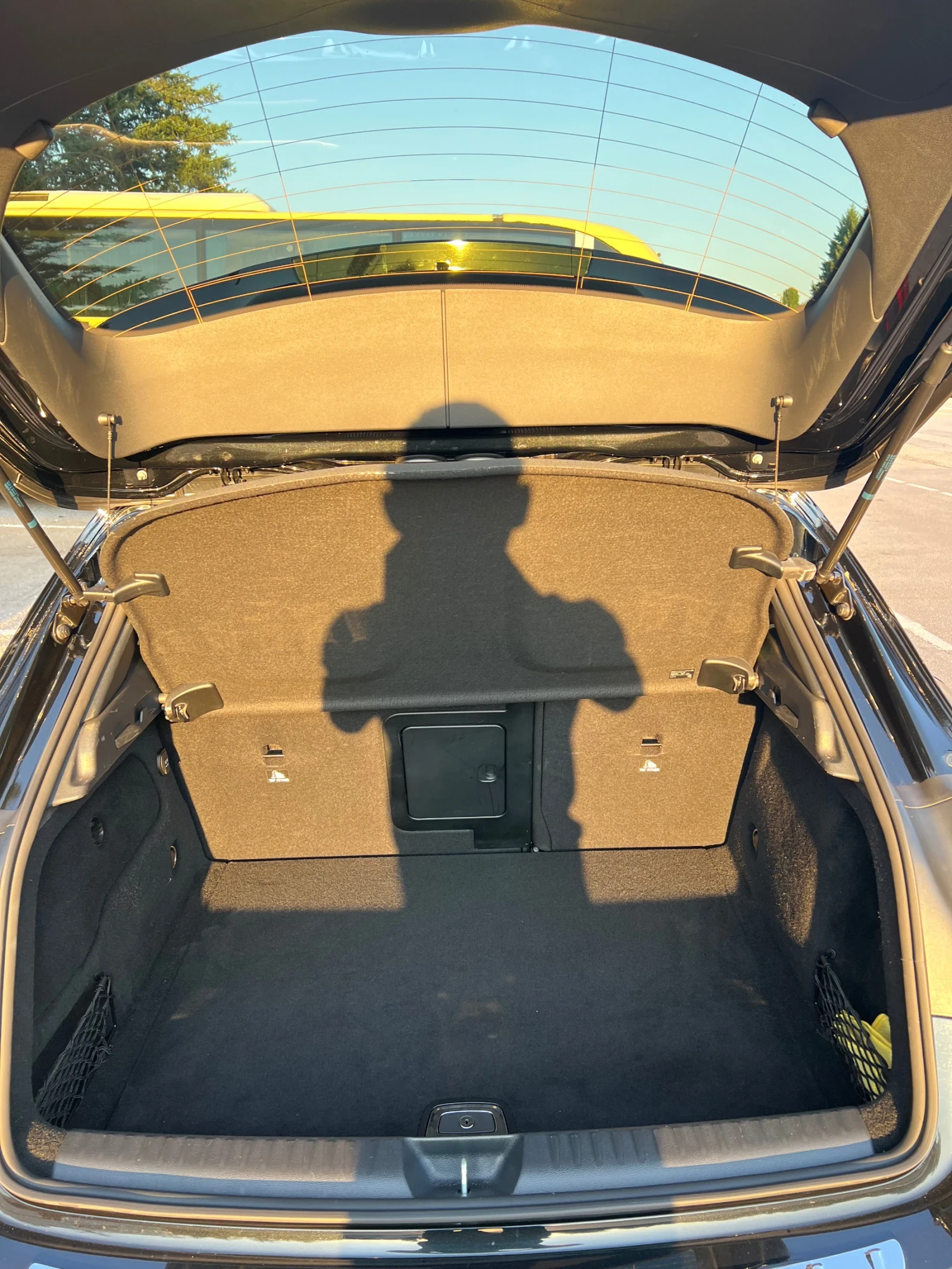 Mercedes-Benz GLA 250 TOP, снимка 10 - Автомобили и джипове - 56106666