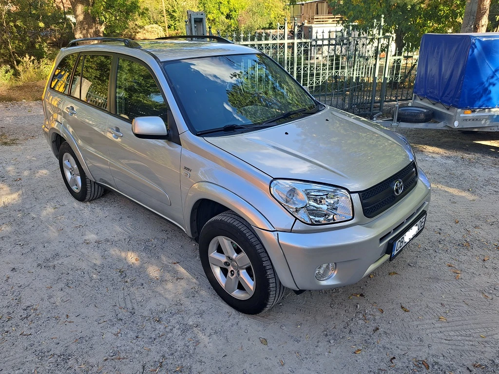 Toyota Rav4, снимка 8 - Автомобили и джипове - 56448775