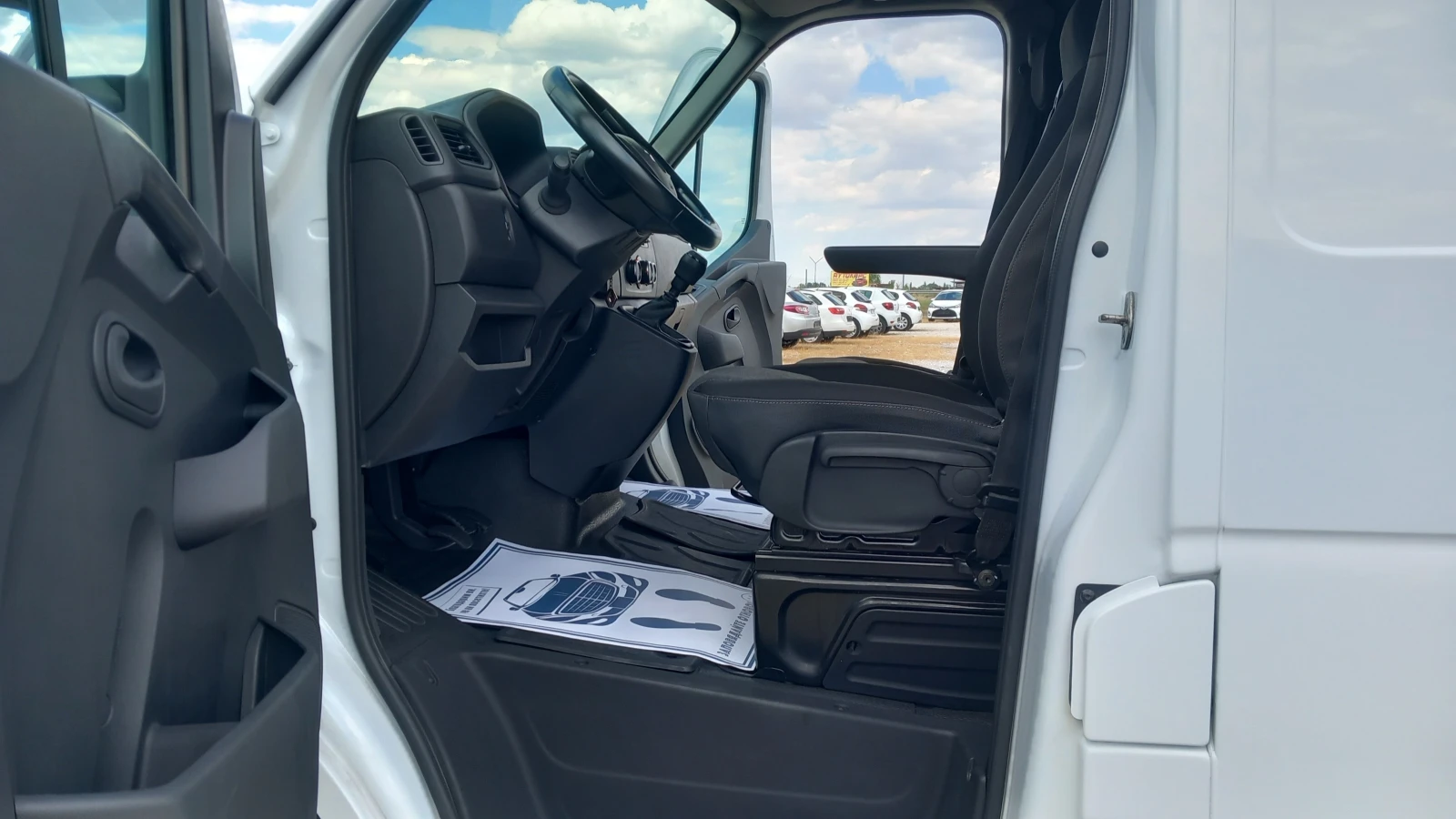 Renault Master MAXI-2.3TDI/КЛИМАТИК/АВТОПИЛОТ/EURO6 - изображение 8