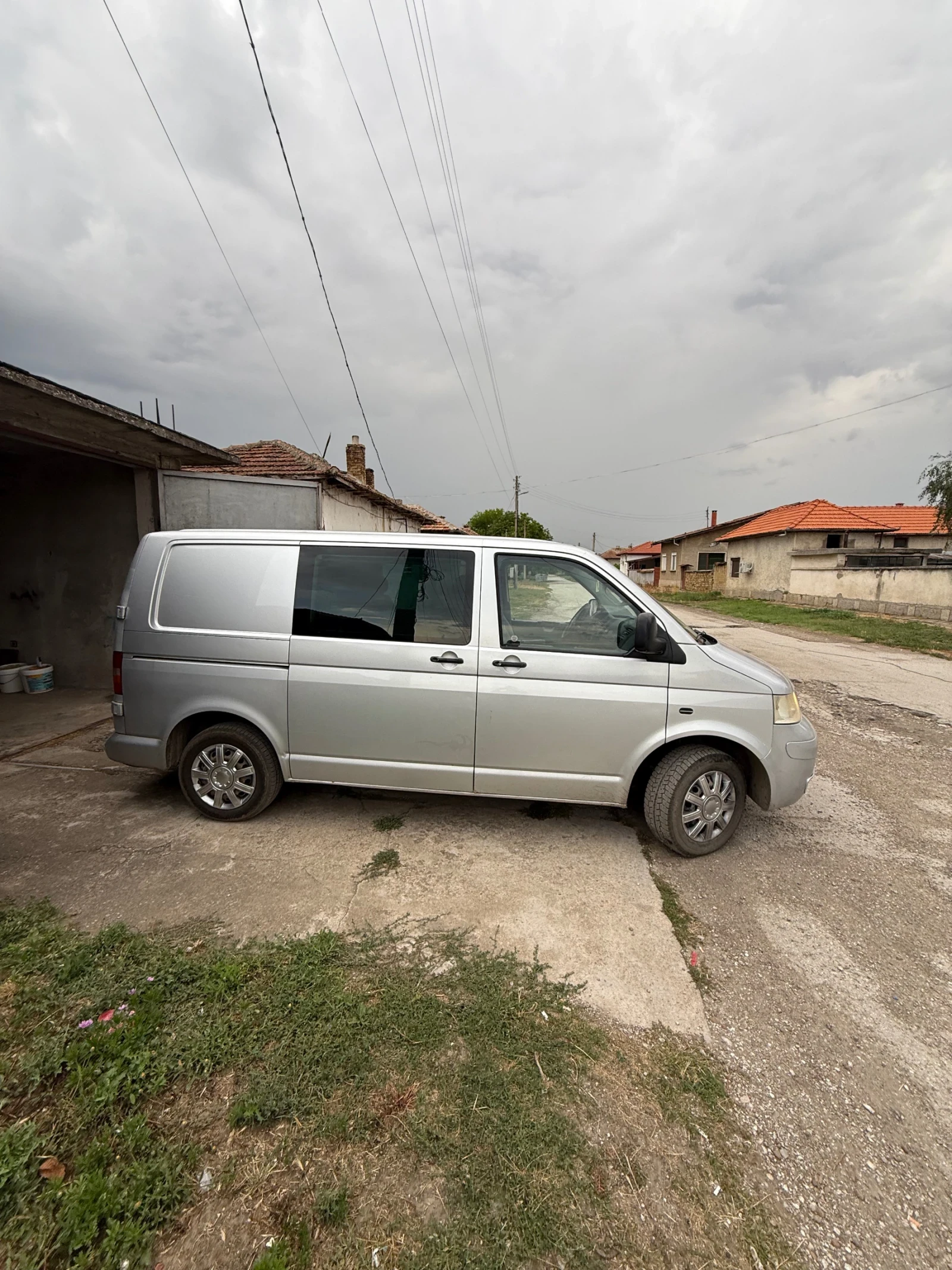 VW Transporter transporter t5, снимка 7 - Бусове и автобуси - 55267319