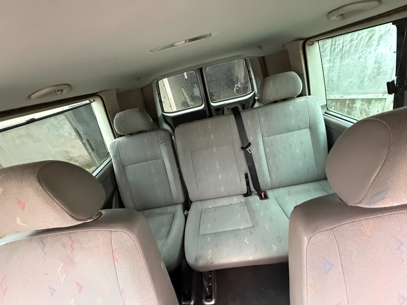 VW Transporter transporter t5, снимка 9 - Бусове и автобуси - 55267319