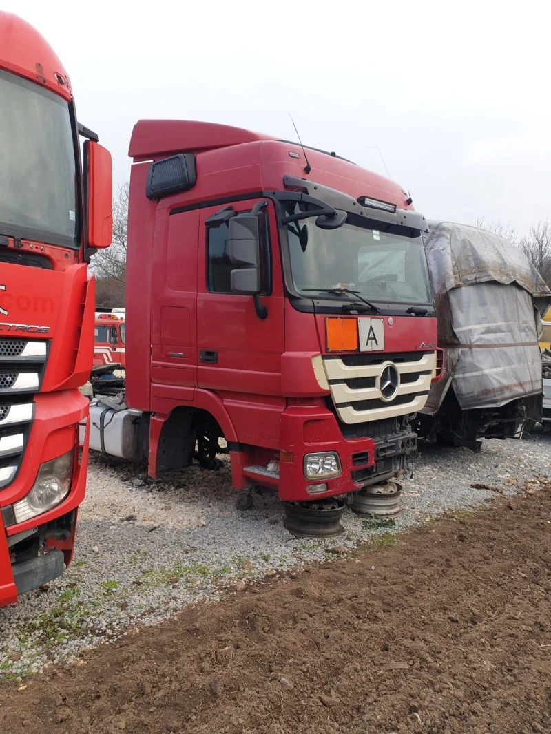 Mercedes-Benz Actros 440 5 бр на части , снимка 1 - Камиони - 39082276