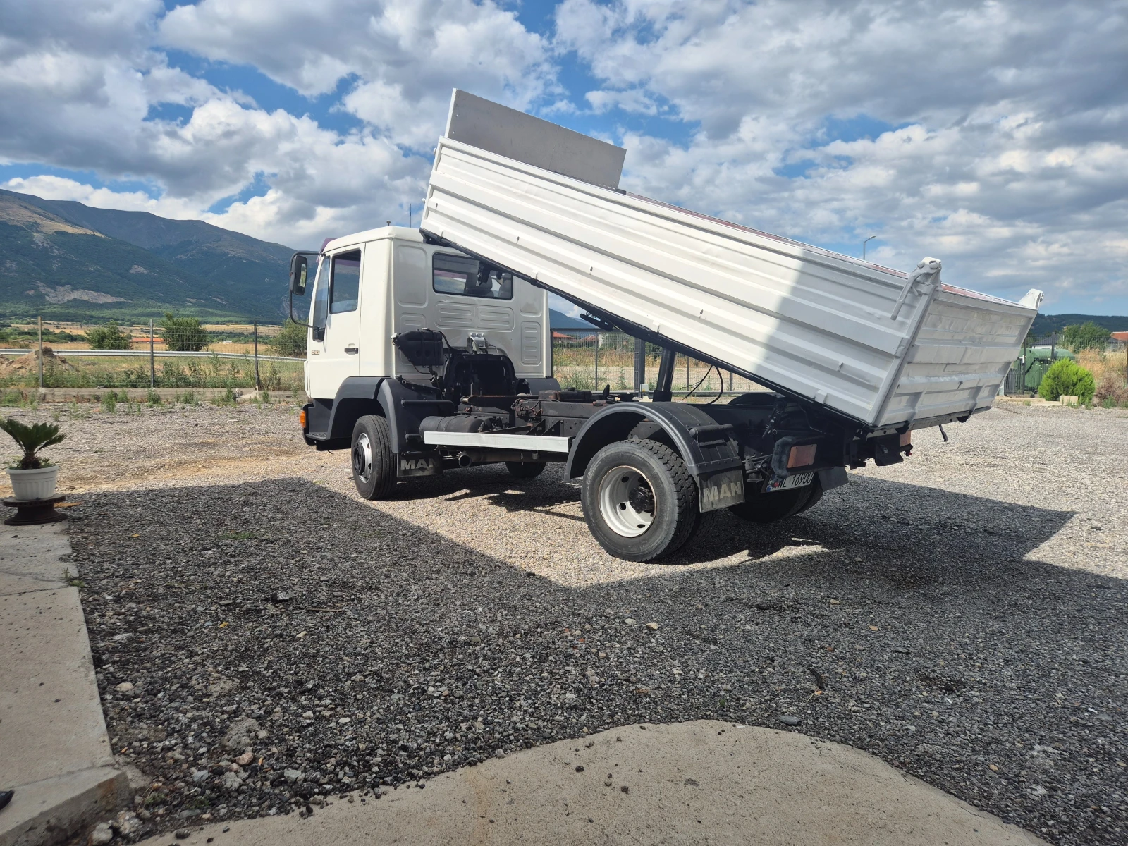 Man 10.150 Тристранен самосвал 10т - изображение 4