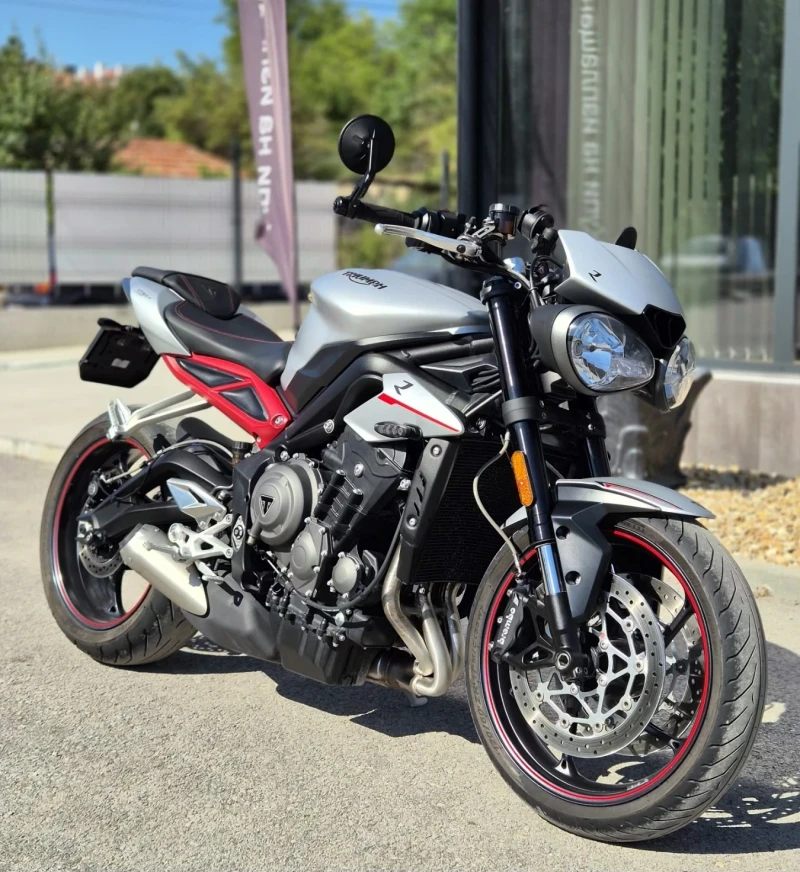 Triumph Street Triple 765 R