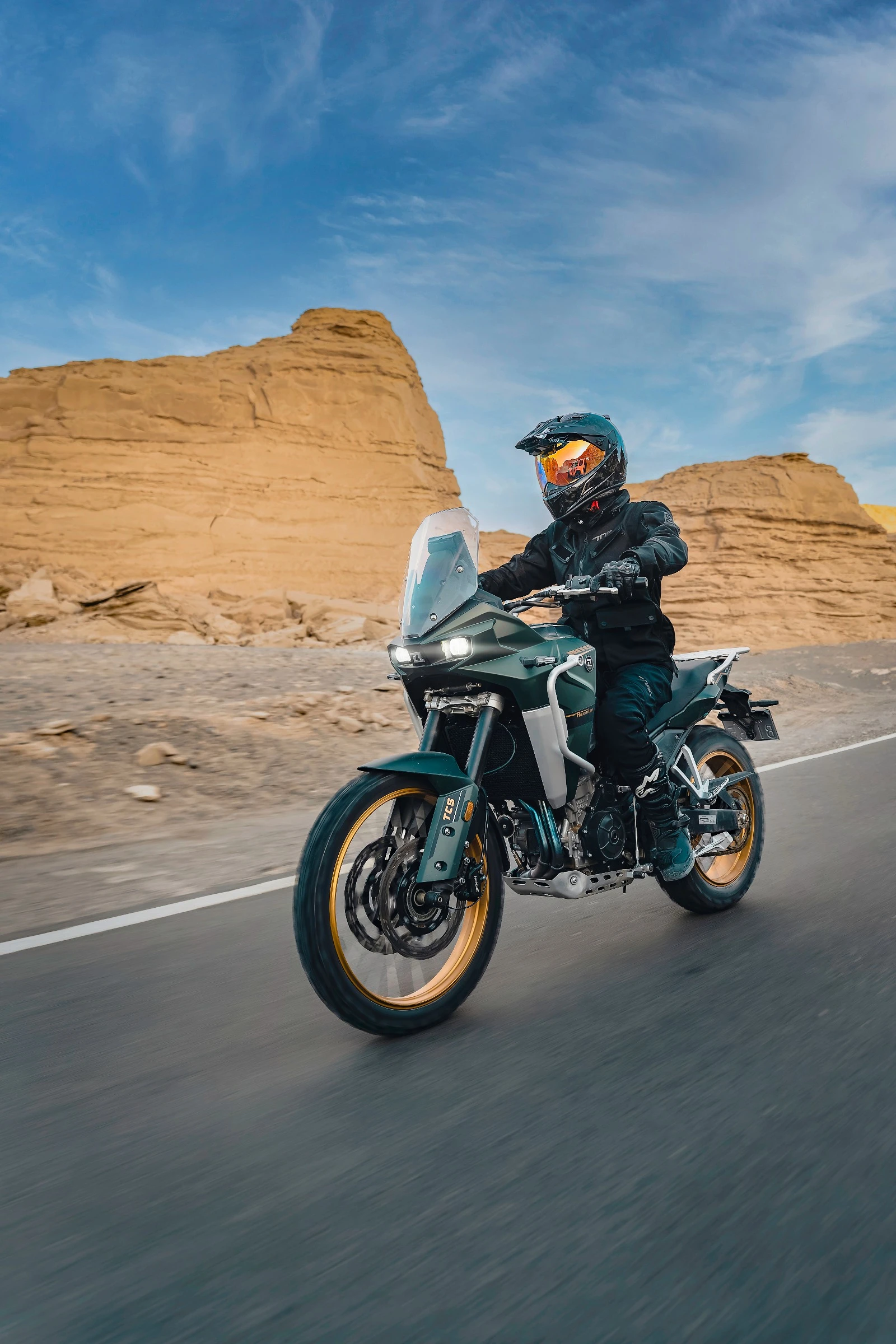 Kove Motorcycles 800 - изображение 3