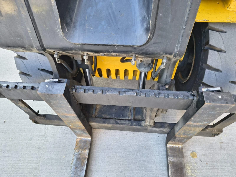 Телескопичен товарач JCB JCB TLT 30D TELETRUK, снимка 13 - Селскостопанска техника - 52804802