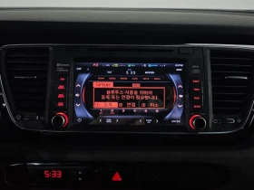 Kia Carnival 2.2 Automatic, снимка 13