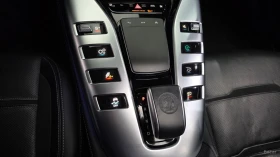 Mercedes-Benz AMG GT 43* 4MATIC+ * ПОДГРЕВ* ОБДУХВАНЕ* 360* ПАНО* HUD* , снимка 8