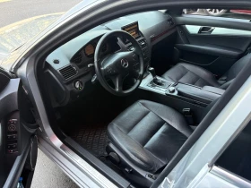 Mercedes-Benz C 320, снимка 10