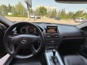 Mercedes-Benz C 320, снимка 11