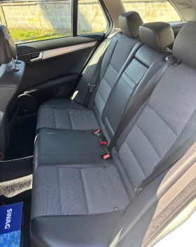 Mercedes-Benz C 250 AMG PACK, 4MATIC, ФЕЙС, СМЕНЕНА ВЕРИГА НОВ ВНОС IT, снимка 11 - Автомобили и джипове - 53644597